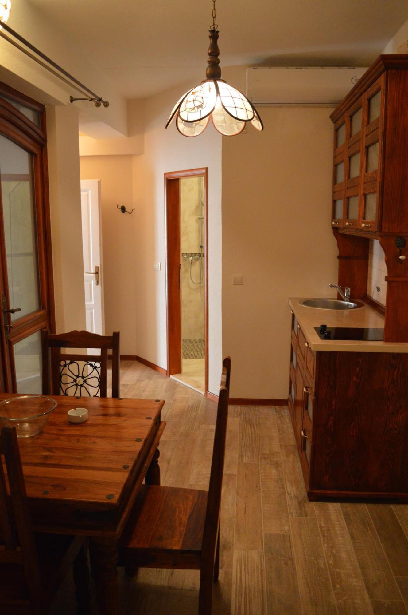 Leo Apartment Kotor