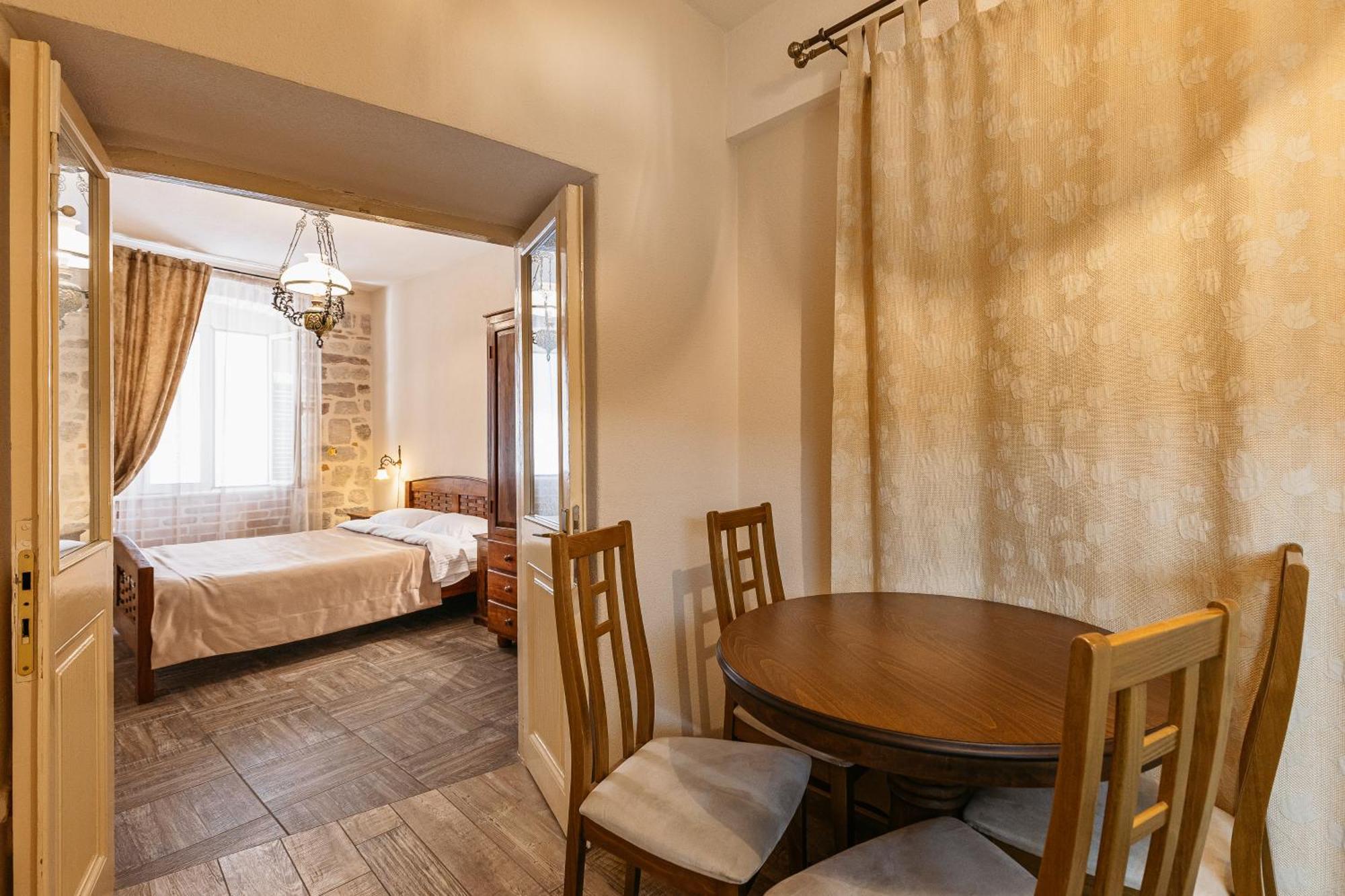 Apartment Leo *